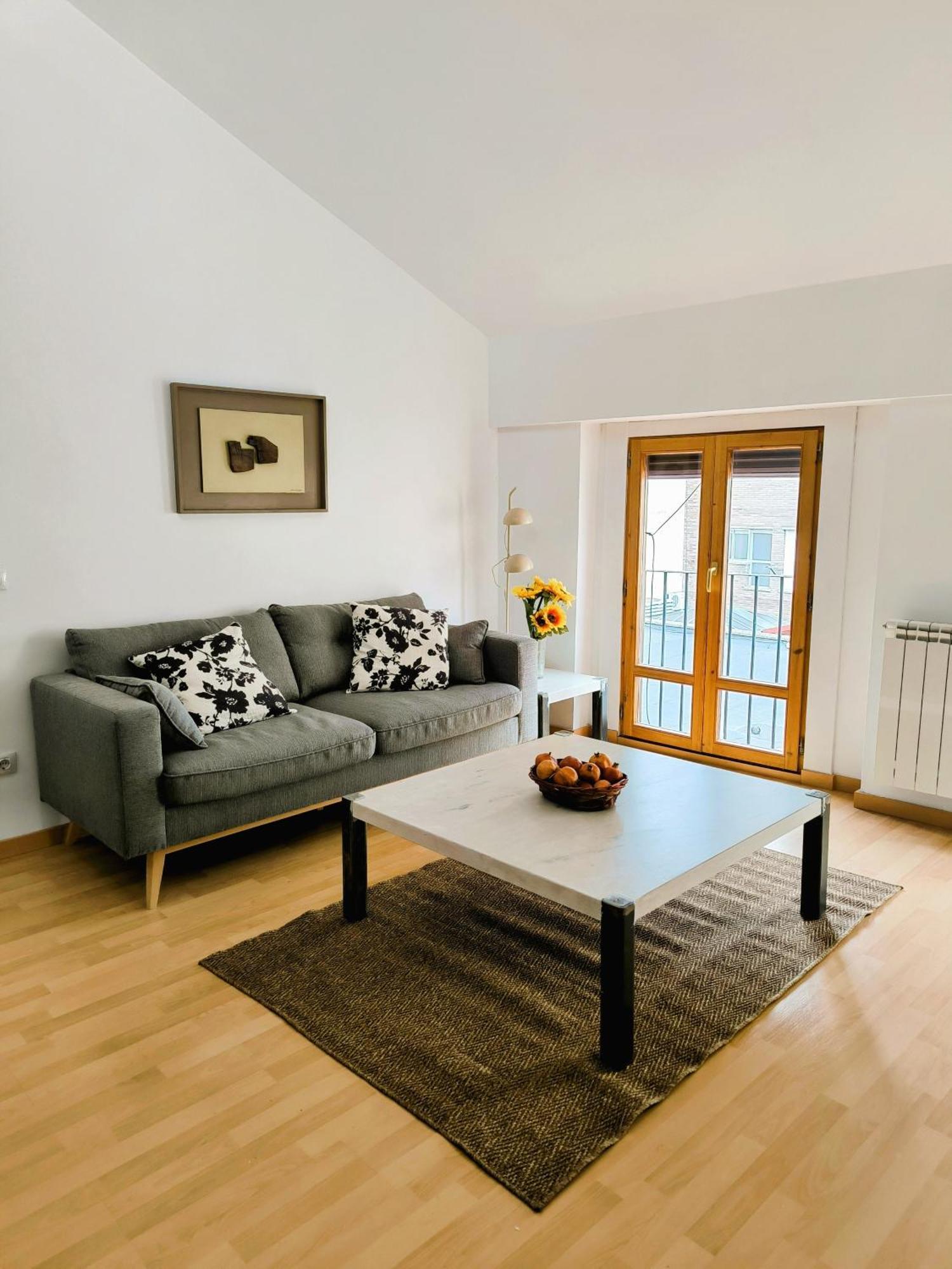 El Loft Del Casco By Alogest Apartment ซาราโกซา ภายนอก รูปภาพ